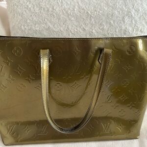 Louis Vuitton Green Reade MM Vernis Tote